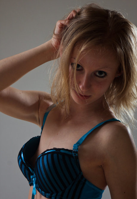 CharmModels actriz xxx imágenes