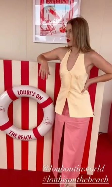 sexo público gay onlyfans perfecto foto