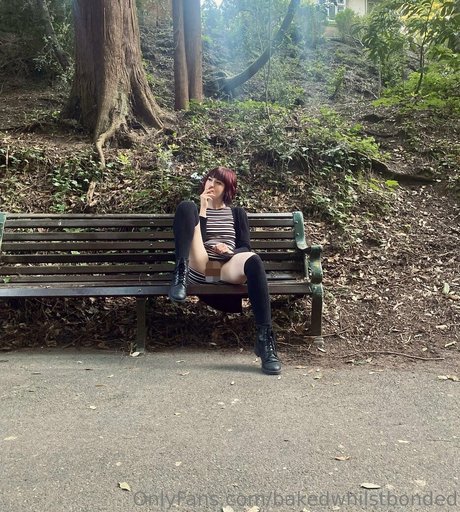 Bakedwhilstbonded estrella sexy recopilación