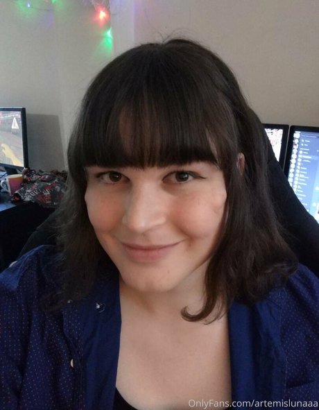 artemislunaaa desnudos estrella imagen