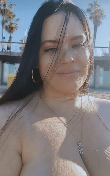 Kinsey Osborn modelo desnudos galerías