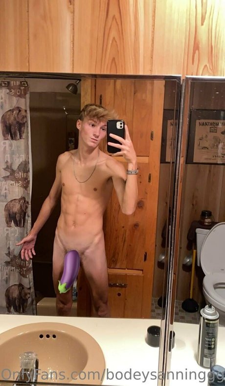 blondeboybradfree modelo adulto recopilación