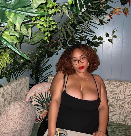 Kathrynn Marie estrella sexy imágenes