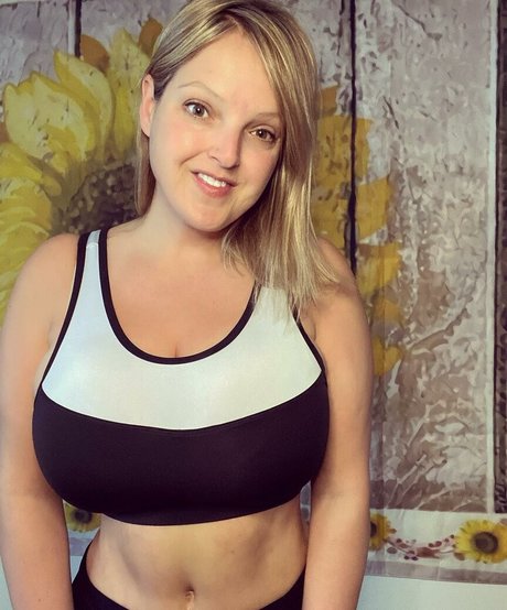 comediante onlyfans bastante libre archivo