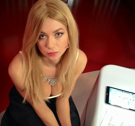 Polina Logunova estrella exclusiva recopilación