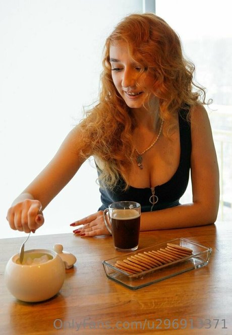 moniiikaaaa modelo adulto galería