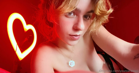 YourCoraRossi estrella adulta galerías
