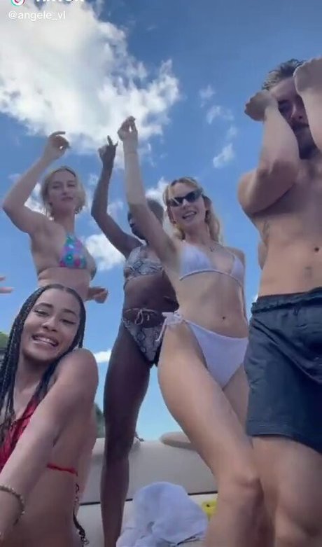 Angele Van Laeken estrella porno sexy imágenes