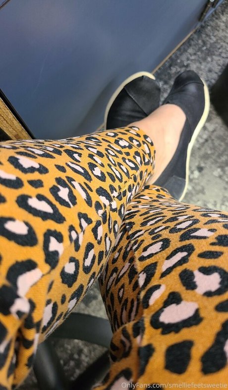 smelliefeetsweetie modelo sexual fotos
