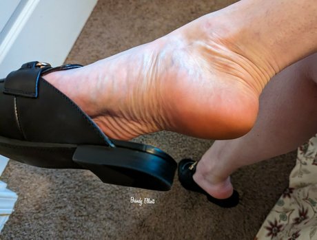 brandyelliott estrella desnuda imágenes