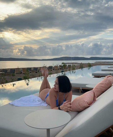 Agathe Auproux hermosa actriz archivo