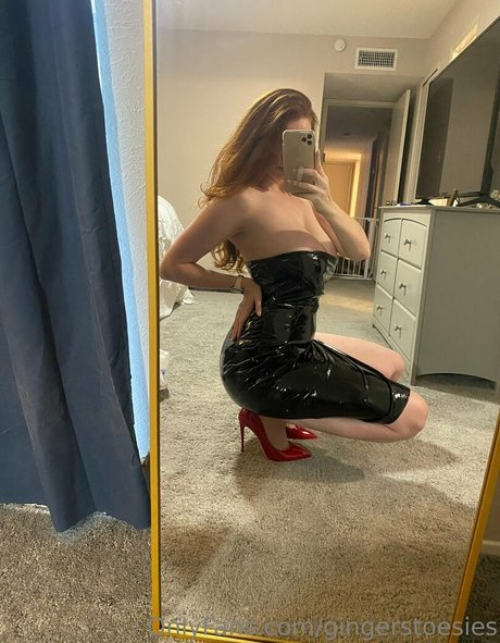 Gingerstoesies estrella pornografica fotos