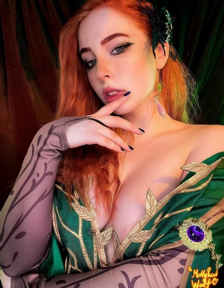 MollyRedWolf estrella porno en alta definición galería