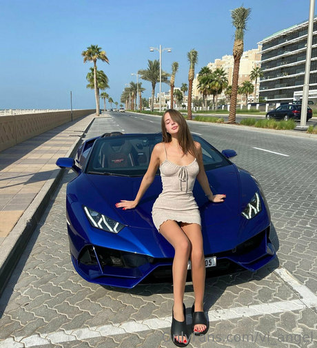 vi angel xxx estrella porno galería