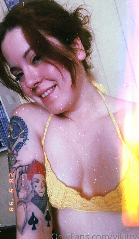 vikitty bonita estrella porno galerías