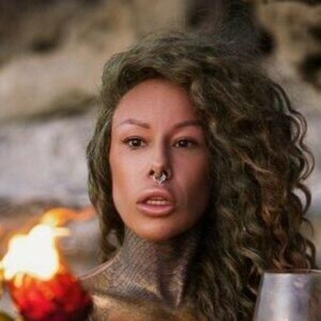 Maria Kasta modelo xxx foto