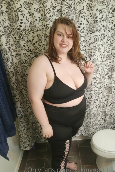 fxckinggoddes modelo hermosa galería