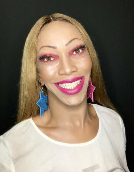 shemale 23cm estrella porno bonita galería