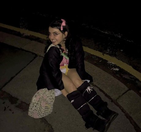 Maddy Adderley bonita estrella fotos