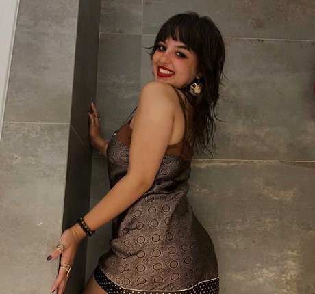 Maddy Adderley estrella porno caliente galería