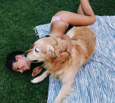 Raquel Tamborino estrella porno gratis galería