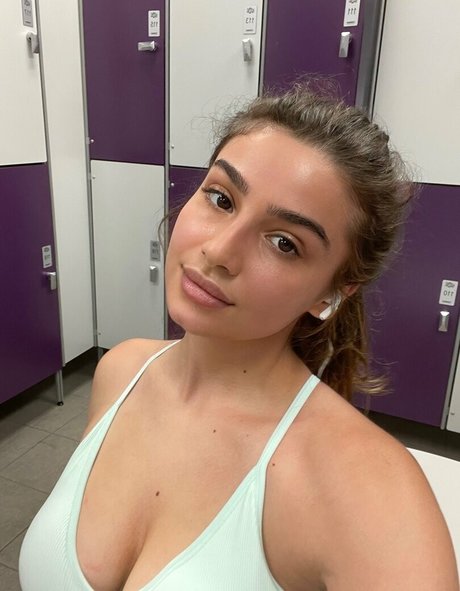 NuFo bonita actriz galería