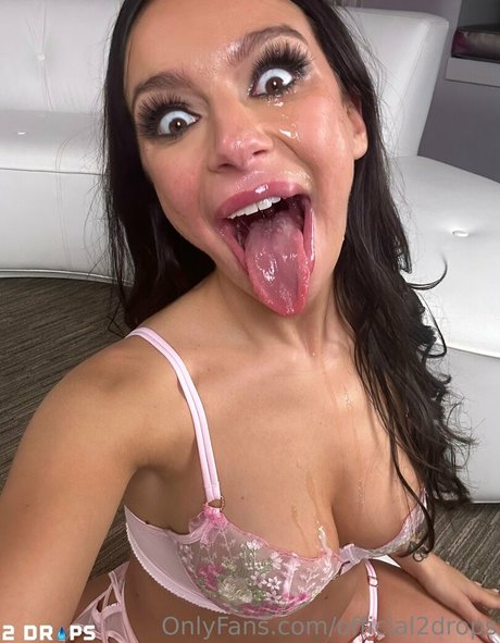 official2drops modelo gratis imágenes