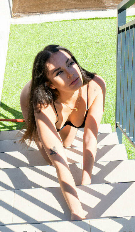 renataxx19 modelo xxx galería