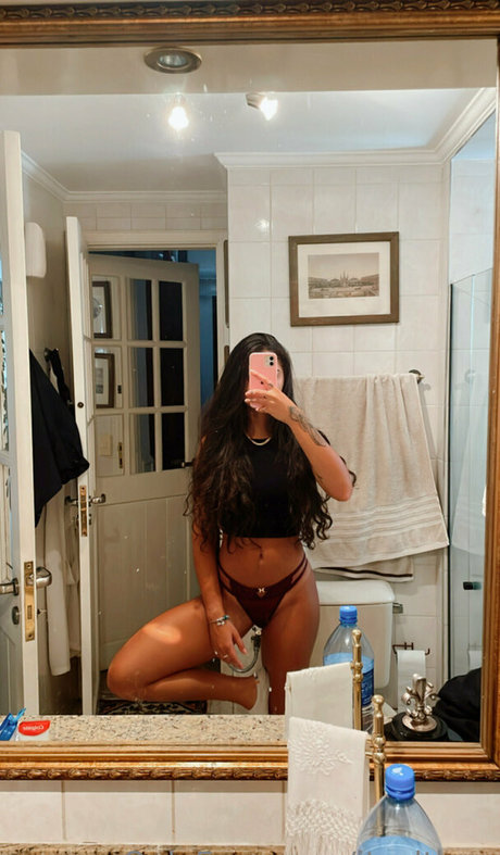 itsalthea desnudos de modelos recopilación