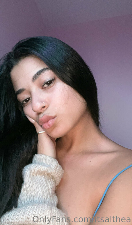 itsalthea estrella porno de arte galería