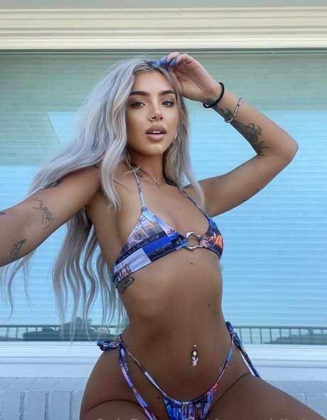 dreamgirlkylee bonita estrella porno foto