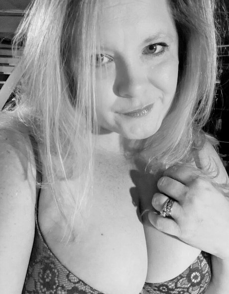 bbwbadnwild estrella porno del sexo foto