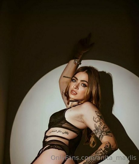 anita maylis modelo desnudos imagen