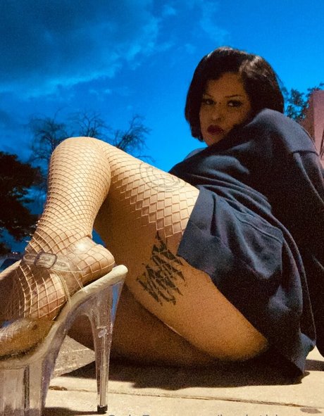 hariethhoney modelo sexy galería