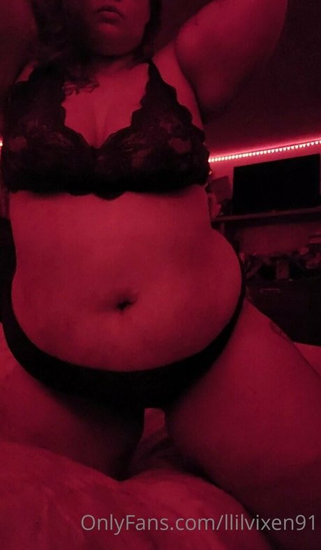 mamá tetona onlyfans porno de alta calidad archivo