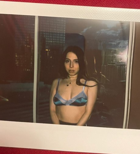 Esther Povitsky hermosa estrella archivo