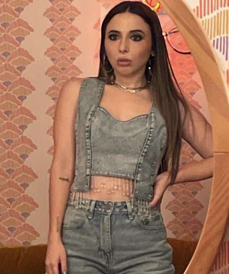 Esther Povitsky sexo estrella porno archivo