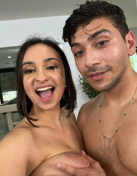 haileyrosefree estrella porno caliente foto