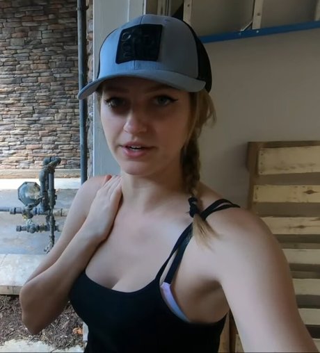 Gabby Downing modelo agradable fotos