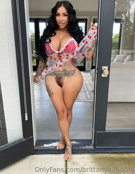 brittanya2horny estrella bonita archivo