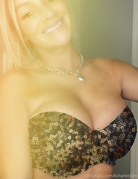 kbaecutie1 actriz erótica foto