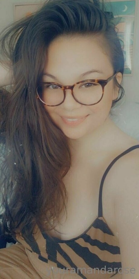 youramandarose modelo de alta definición fotos