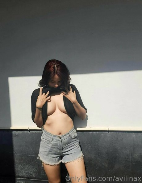 avilinax modelo porno imágenes