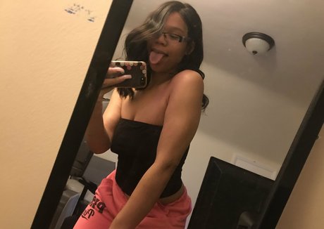 plumtheprincess estrella erótica imagen