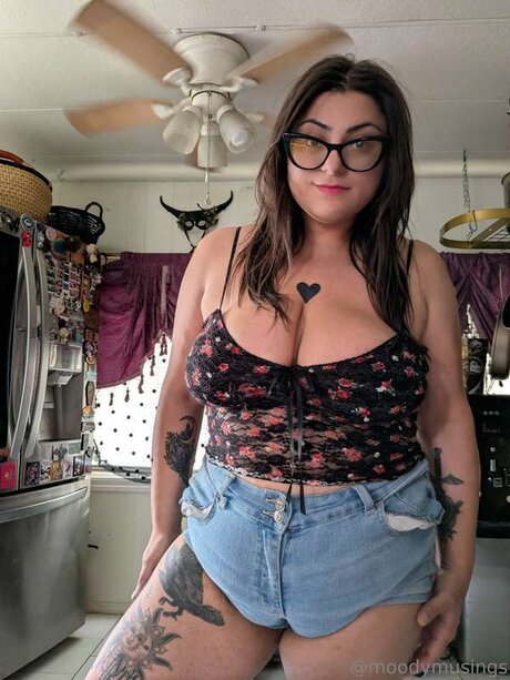 moodymusings actriz imágenes