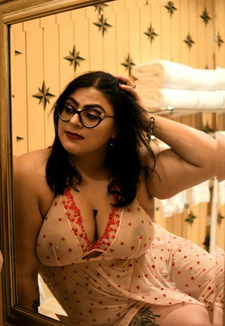 moodymusings modelo mejor imagen