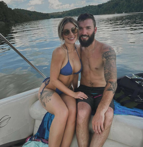 Kandyce Robbe modelo pornografico foto