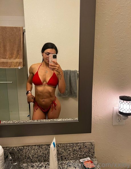 xxloy modelo gratis fotos