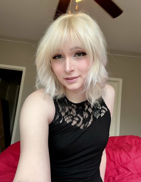 RoseWaltzEX bonita estrella porno imágenes