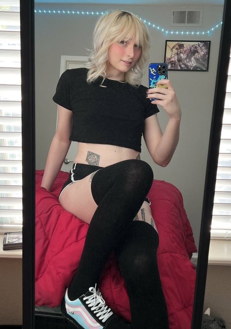 RoseWaltzEX actriz xxx archivo